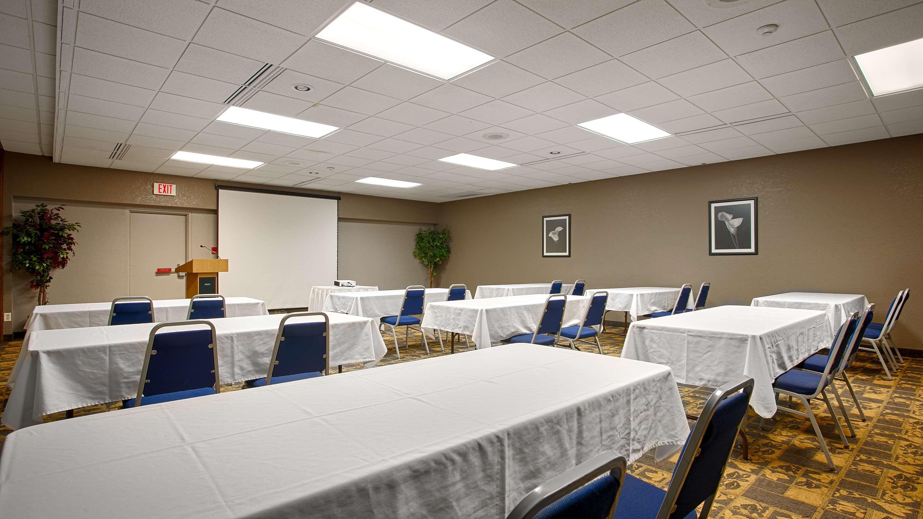 Western Riverfront Hotel Marinette
