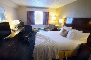 Western Riverfront Hotel Marinette