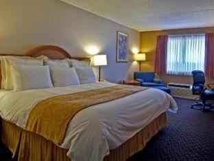 Hotel Western Riverfront